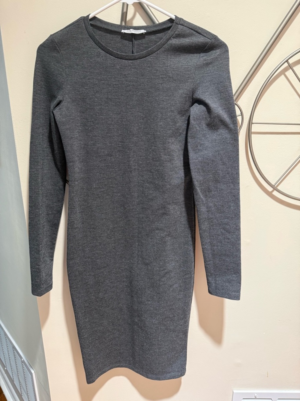 Zara Trafaluc Classic Crewneck Long-Sleeve Dress in Charcoal Gray Size S